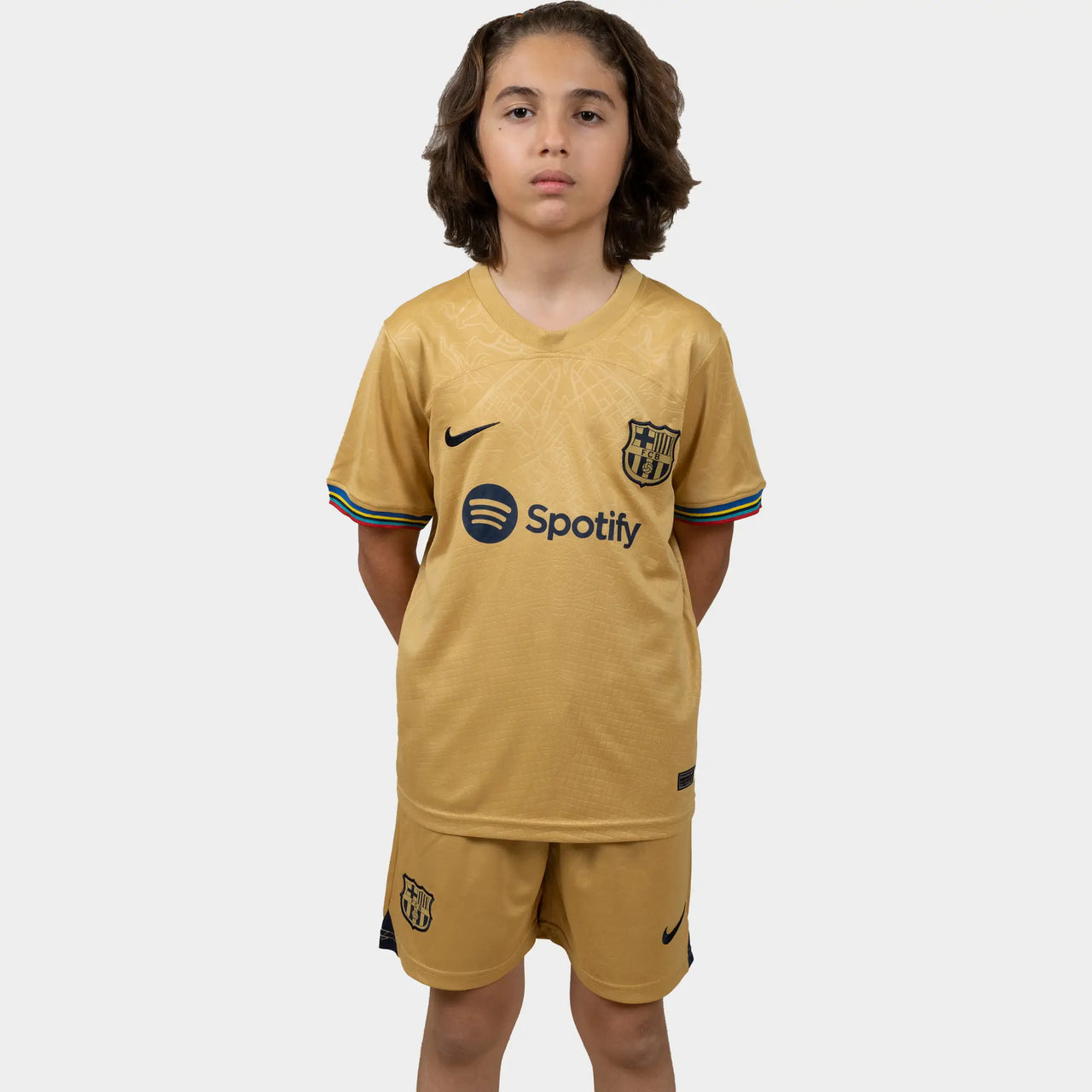 Kit extérieur enfants Barcelone 22/23