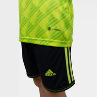 Thumbnail for Troisième kit pour enfants de Manchester United 22-23