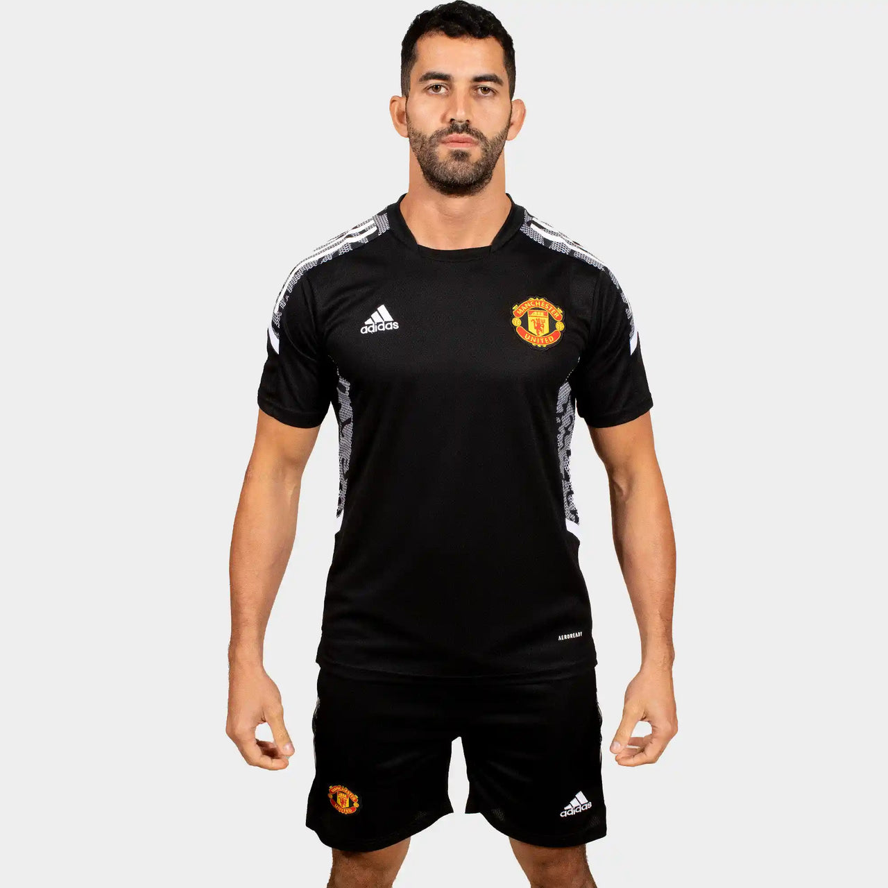 Manchester United 21/22 Men Blacktraining Set