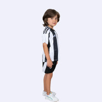 Thumbnail for Kit domicile enfant Juventus 23/24